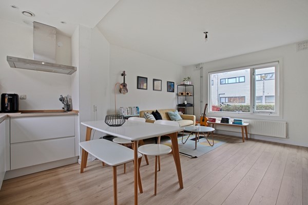 Medium property photo - Vogelkade 2, 1022 XA Amsterdam